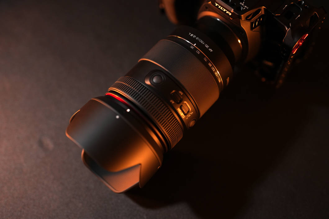 SAMYANG-AF-35-150mm-f2-2.8-L-mount-13
